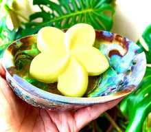 Load image into Gallery viewer, Plumeria soap lifestyle photo